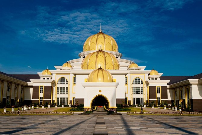 Kuala Lumpur City Tour - Half Day - Petronas Twin Towers and optional paid views