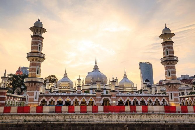 Kuala Lumpur City Tour - Half Day - National Monument and the story of independence