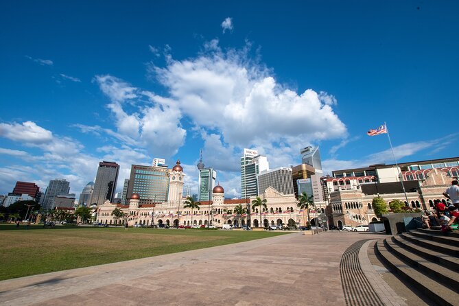 Kuala Lumpur City Tour with Batu Caves Discovery (Shared) - Masjid Negara and the modern National Mosque