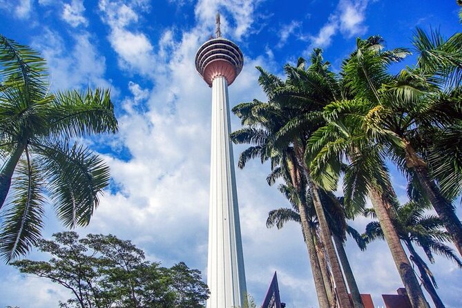 Kuala Lumpur City Tour with Batu Caves Discovery (Shared) - Batu Caves and the 272 rainbow-colored steps