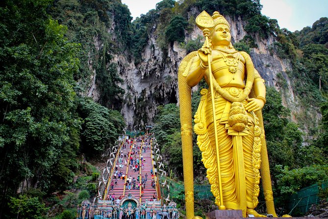 Kuala Lumpur City Tour with Batu Caves (Private) - Seeing the Petronas Twin Towers without paying for entry