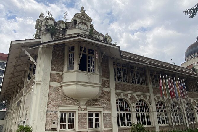 Kuala Lumpur Colonial History Walk - Private Guided Tour - Merdeka Square and the Sultan Abdul Samad Building