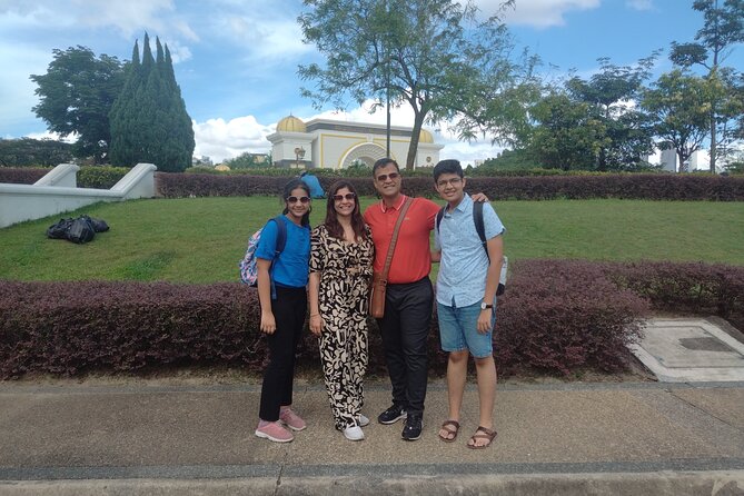 Kuala Lumpur Cruise Excursions from Port Klang for KL City Tour - Central Market for crafts, snacks, and a break