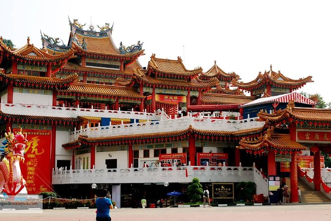 Kuala Lumpur Customizable Private Tour Including Driver - Cars, group size, and comfort