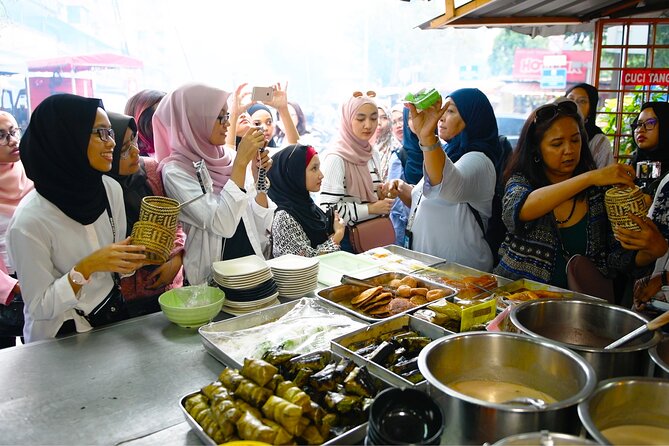 Kuala Lumpur Food Tour - Jalan Masjid India brings the first major food stop