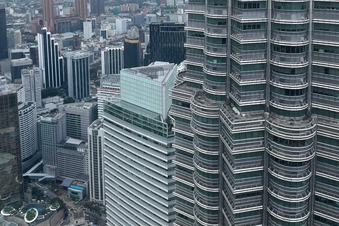 Kuala Lumpur Full Day City Tour with Petronas Twin Tower Tickets - Mosques and the old railway station