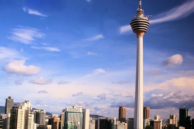 Kuala Lumpur Full Day Private Tour with 24 spots Of Wonders - The Petronas Towers and Royal Selangor