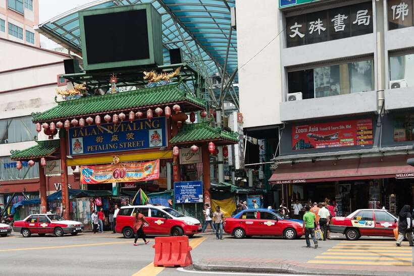 Kuala Lumpur Full-Day Sightseeing Tour with Batu Caves - Why this tour works for a first day in Kuala Lumpur