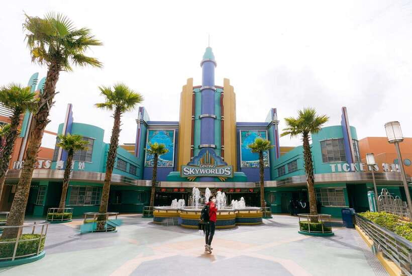 Kuala Lumpur: Genting Highland Tour with SkyWorld Theme Park - From Kuala Lumpur to the Titiwangsa Mountains