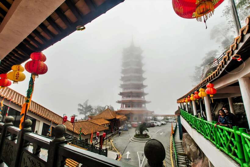 Kuala Lumpur: Genting Highland Tour with SkyWorld Theme Park - Shopping at Premium Outlets