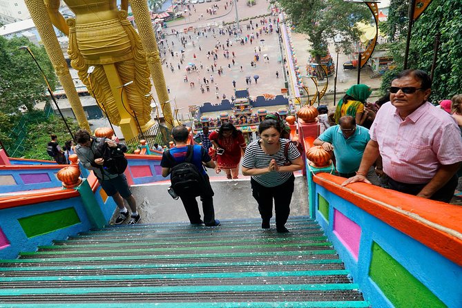 Kuala Lumpur Half Day Batu Caves And Cultural Group Tour - Petaling Street and the food culture of Chinatown