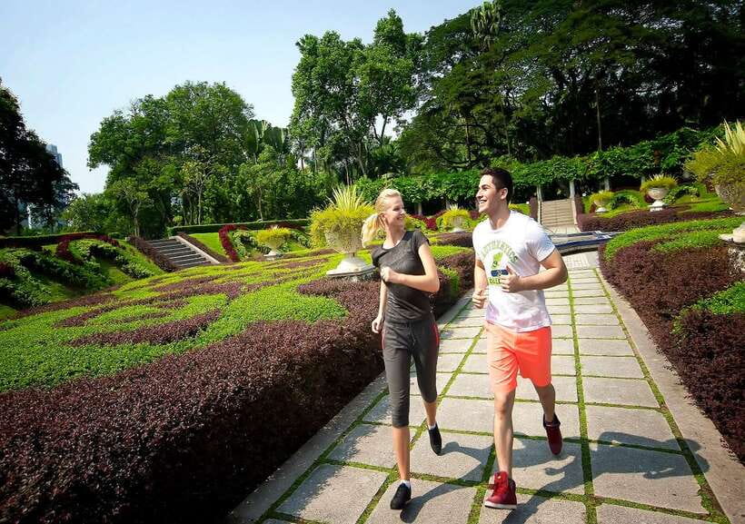 Kuala Lumpur: Half Day Group City Highlights Tour - The National Monument and a Moment of Quiet