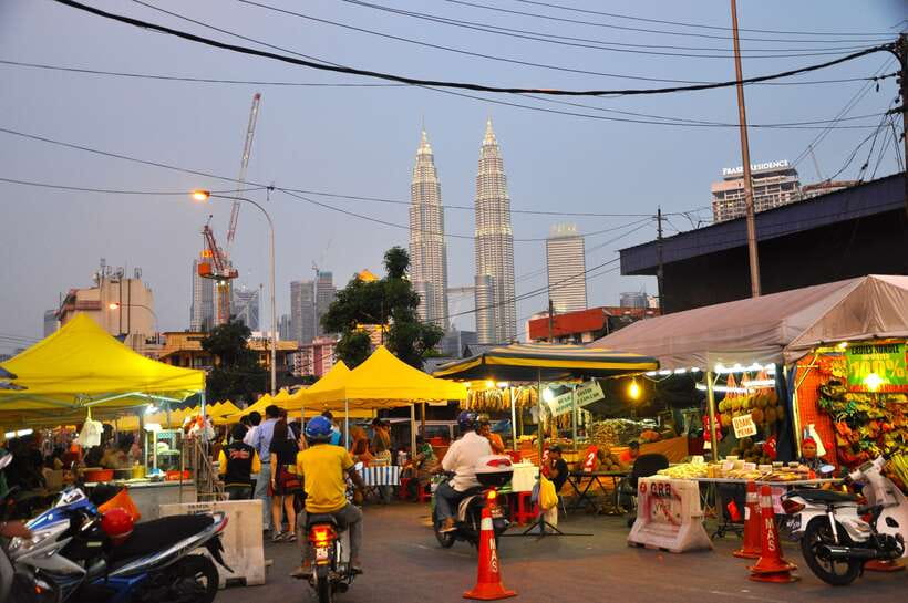 Kuala Lumpur: Half Day Local Food Walking Tour - Eating through Jalan Masjid India