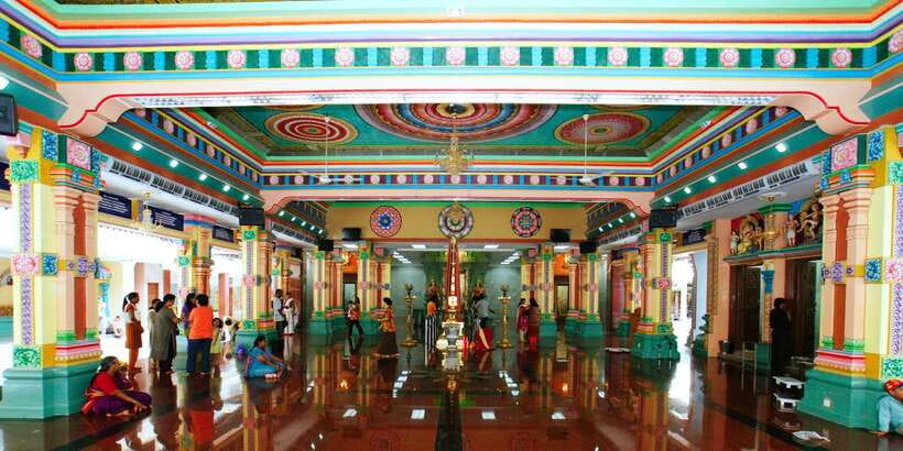 Kuala Lumpur Heritage 4-Hour Walking Tour - Sri Mahamariamman Temple and Hindu traditions