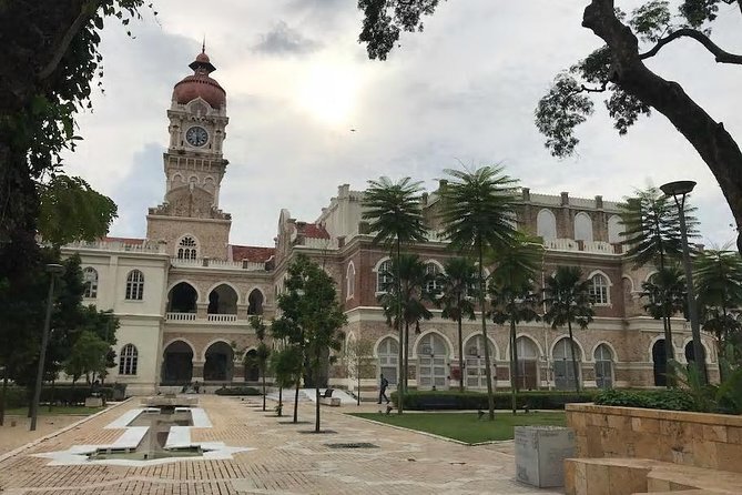 Kuala Lumpur InfoFun Walking Tour Experience - The morning route to the National Mosque and KL Sentral
