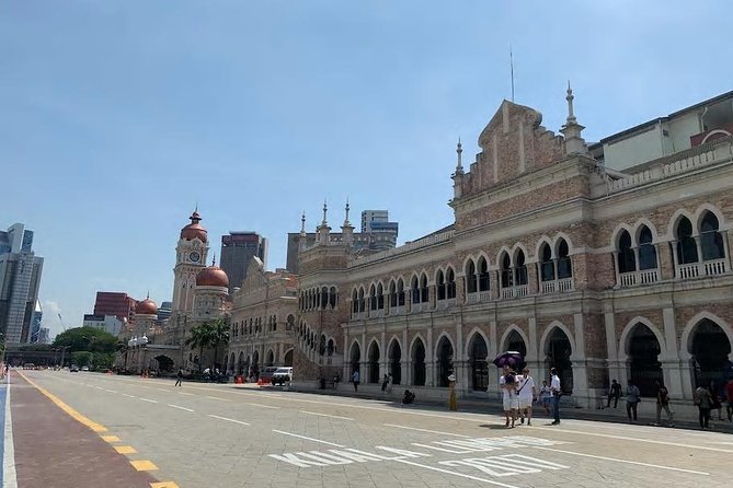 Kuala Lumpur InfoFun Walking Tour Experience - The afternoon route, food streets, and the Petronas finish