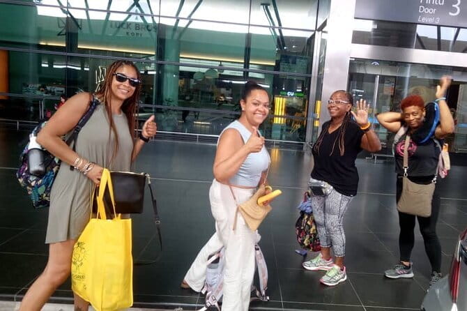 Kuala Lumpur International Airport Layover Tour - Batu Caves and the opening hour