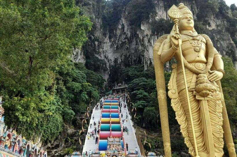 Kuala Lumpur: Kuala Gandah and Batu Caves Private Trip - Timing, language, and practical details