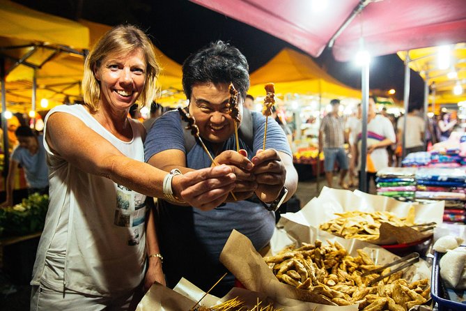Kuala Lumpur Local Street Food Private Walking Tour by Night - Jalan Alor, KL’s famous night food street