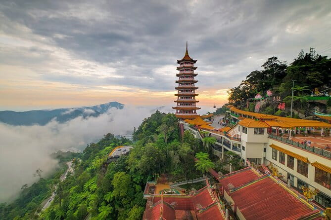 Kuala Lumpur Malacca River Cruise and Historical Tour with Lunch - Peranakan lunch and what to expect
