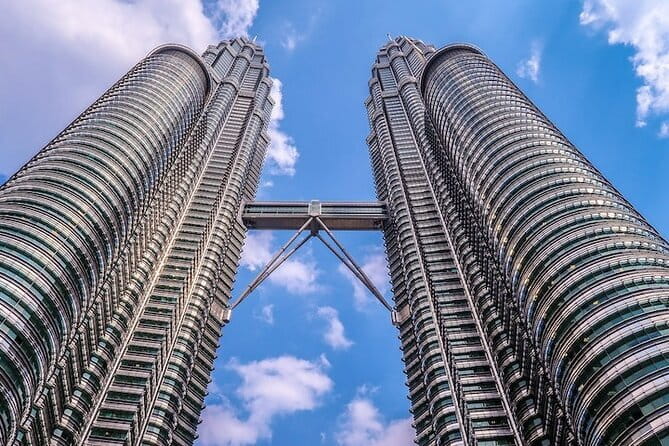 Kuala Lumpur Malacca River Cruise and Historical Tour with Lunch - Kampung Morten and Malay village life