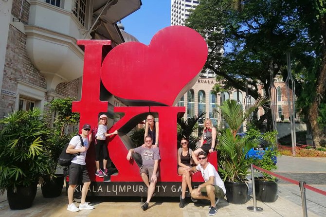 Kuala Lumpur Must-See Landmarks with Professional Tour Guide - What this Kuala Lumpur tour is really designed to do