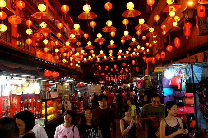 Kuala Lumpur Night Tour - Petronas Twin Towers and the KLCC fountain show