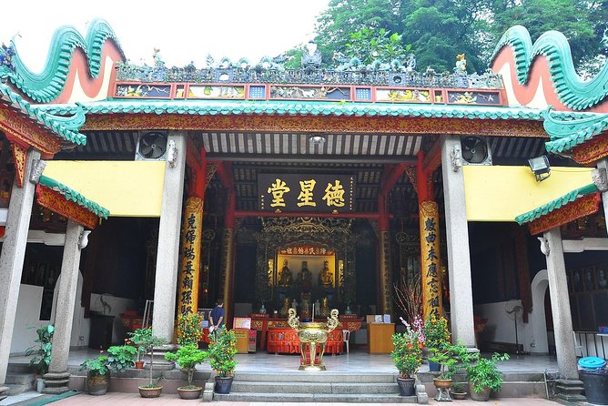 Kuala Lumpur Night Tour - Guides, transport, and how private really feels