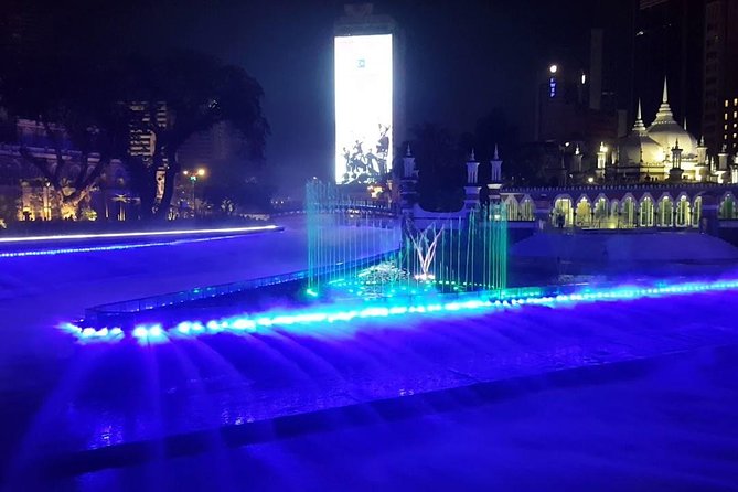 Kuala Lumpur Night Tour with Saloma Bridge - Chinatown: a quick look at old Kuala Lumpur