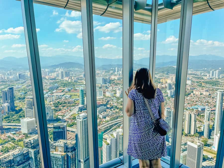 Kuala Lumpur: Petronas Twin Towers Entry E-Ticket - The 170-meter elevator ride