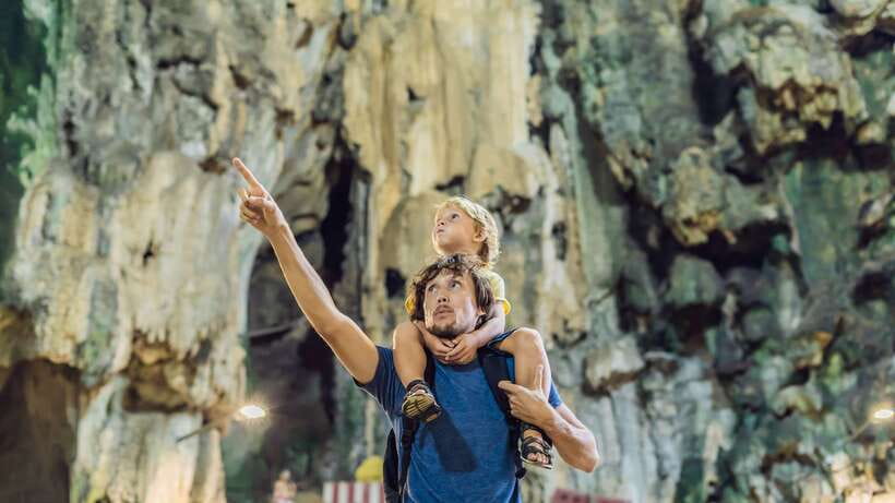 Kuala Lumpur: Private Batu Cave, National Mosque Tour, Lunch - Why this half-day route works in Kuala Lumpur