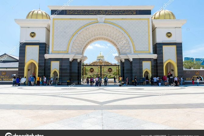 Kuala Lumpur Private City Highlights Tour - The National Monument and Malaysia’s struggle for freedom