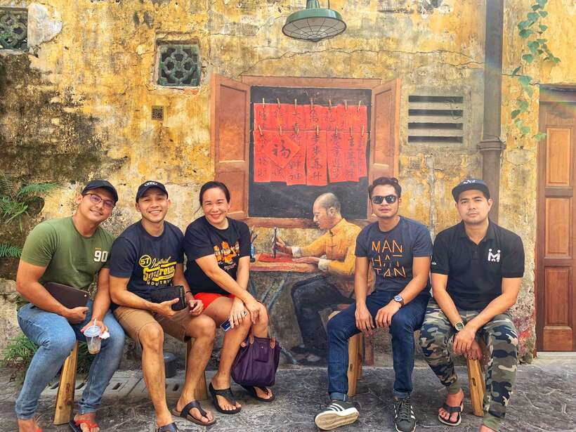 Kuala Lumpur: Private Highlights Instagram Tour - Batu Caves: the biggest physical stop