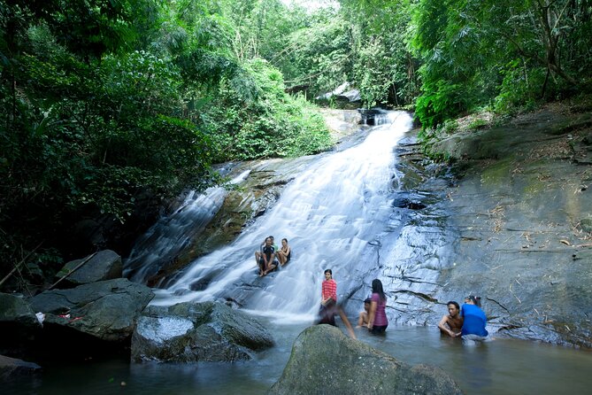 Kuala Lumpur Private Tour to Batu Caves Hotsprings And Waterfalls - Key points to know before booking