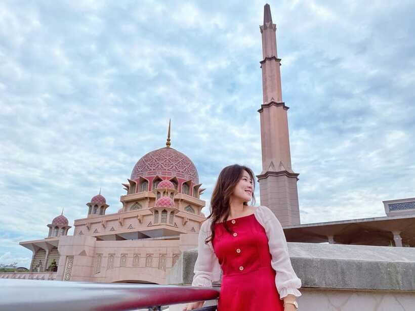 Kuala Lumpur: Putrajaya Tour Half Day Tour [Shared/Private] - Who will enjoy this tour most?