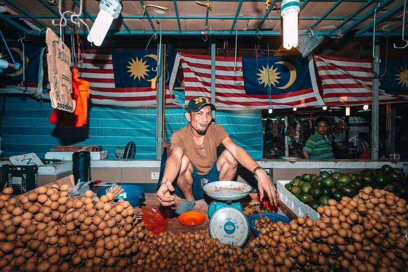 Kuala Lumpur: Sambal Street Food Tour with 15+ Tastings - Why this tour works as a first taste of Kuala Lumpur
