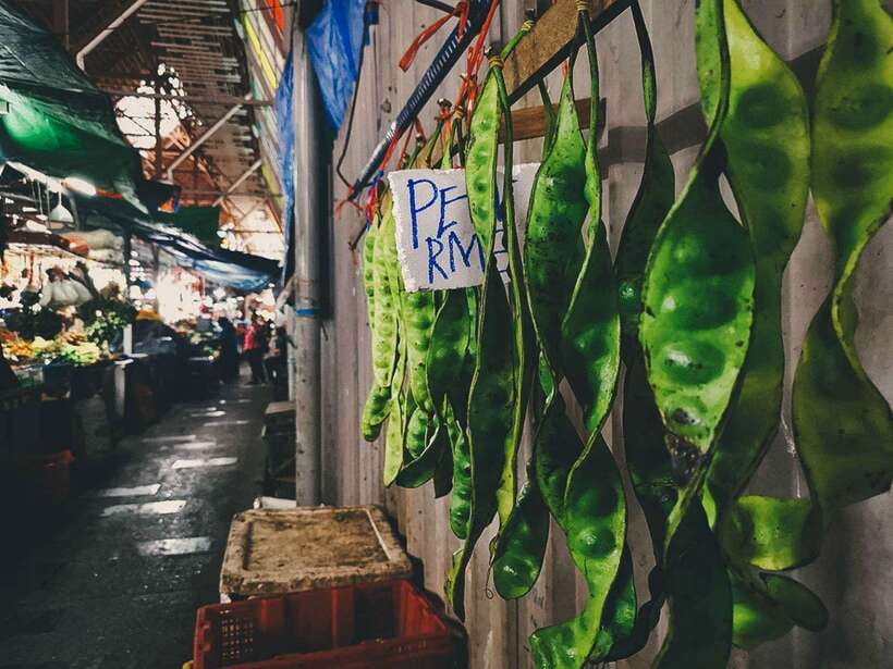 Kuala Lumpur: Sambal Street Food Tour with 15+ Tastings - The market walk: ingredients before dishes
