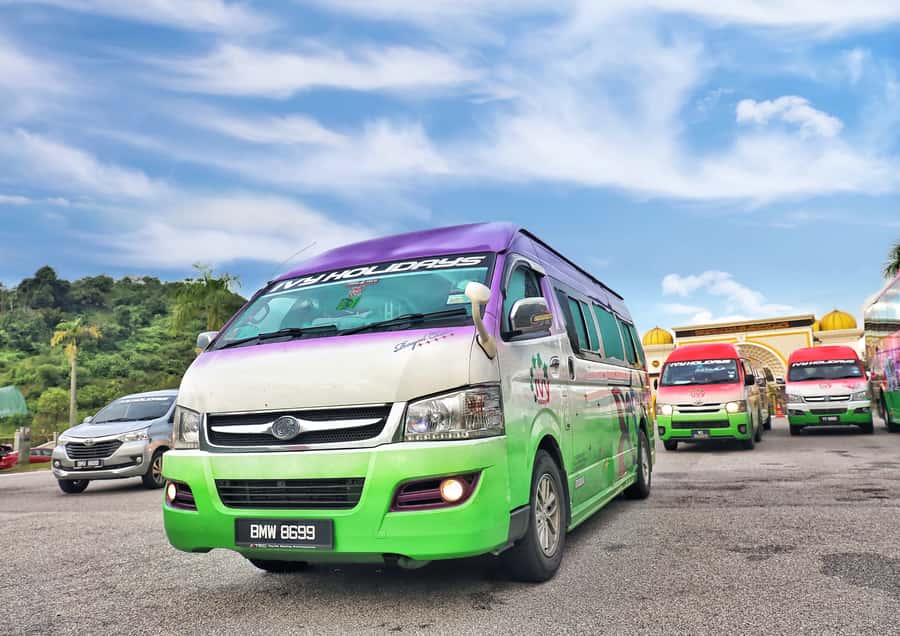 Kuala Lumpur: Sightseeing by Private Vehicle with Driver - Price, inclusions, and real value