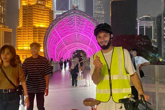 Kuala Lumpur Sunset Evening Cycling Tour - A mosque, an arch, and Kuala Lumpur’s colonial center