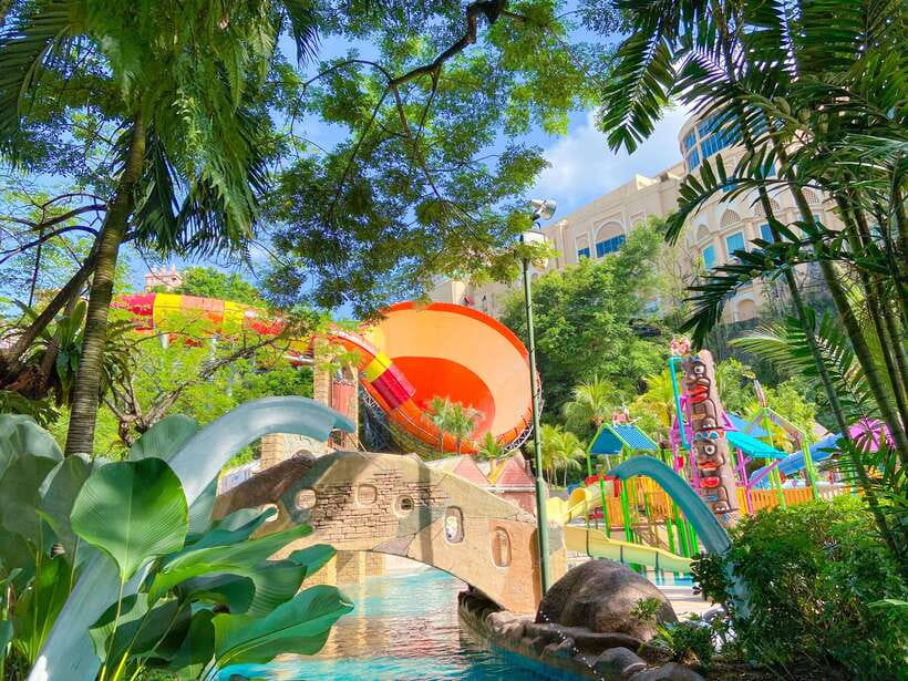 Kuala Lumpur: Sunway Lagoon Ticket & 1-Way Transfer - A full day at Sunway Lagoon