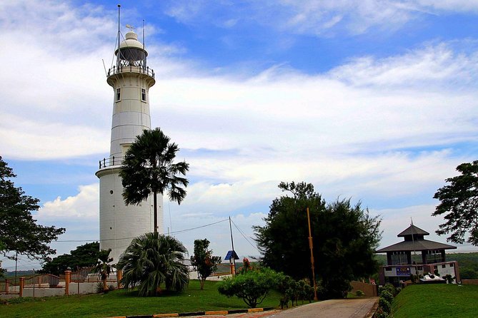 Kuala Selangor Fireflies Tour with Fort Altingsburg & Dinner - The lighthouse and Strait of Malacca views