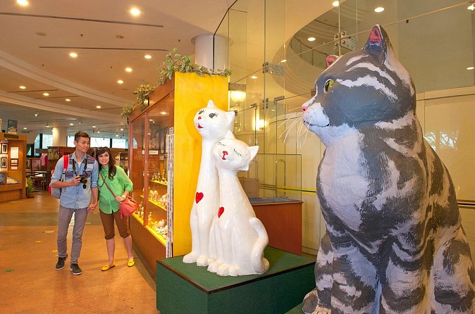 Kuching City Tour - Central Markets are best for a short taste of local life