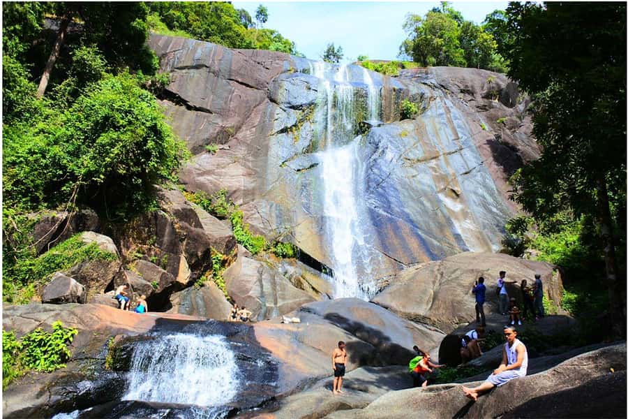 Langkawi: Half- or Full-Day Private Car Tour of Highlights - What your driver adds to the day