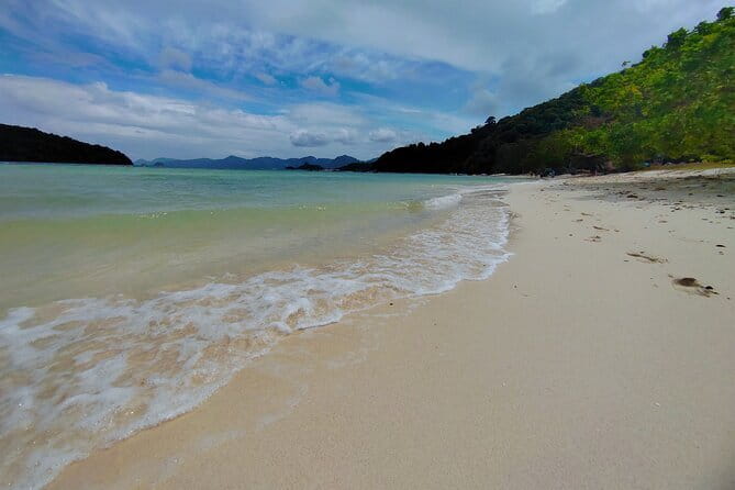 Langkawi Island Hopping Boat Tour - What happens at Pulau Singa Besar