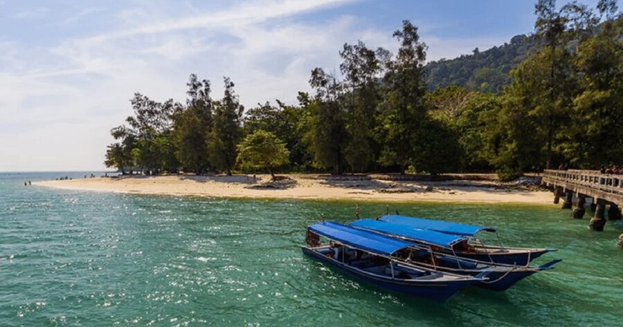Langkawi: Island Hopping Shared Boat Tour - Who should book this Langkawi tour?