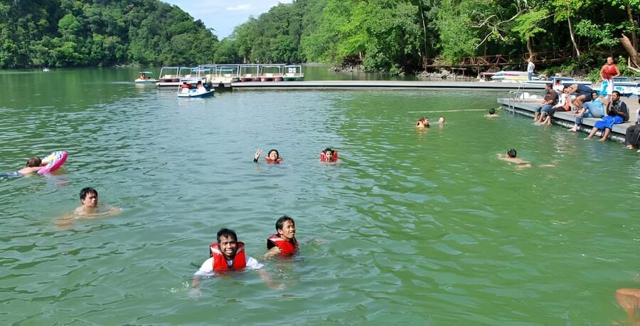 Langkawi: Island Hopping Shared or Private Boat Options - Who will enjoy this island-hopping trip?