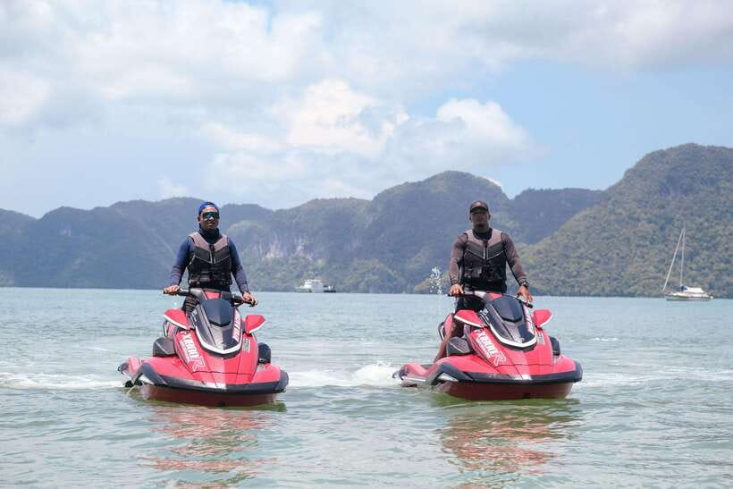 Langkawi: Jet Ski Adventure at Cenang Beach (30/45/60 Min) - Equipment and comfort on the beach