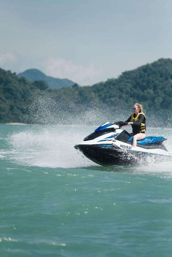 Langkawi: Jet Ski Adventure at Cenang Beach (30/45/60 Min) - Who will enjoy this activity most