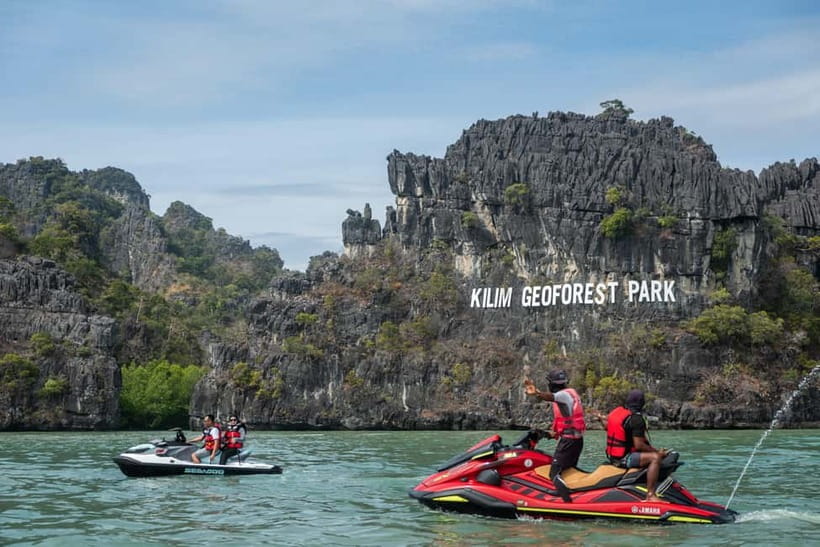 Langkawi: Jet Ski Tour UNESCO Kilim Geopark Free Video - Crocodile Cave at low tide