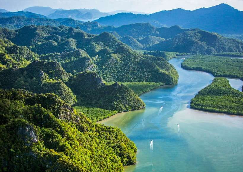 Langkawi: Mangrove Kilim UNESCO Geopark & Cave Tour - Limestone cliffs and the southern coast